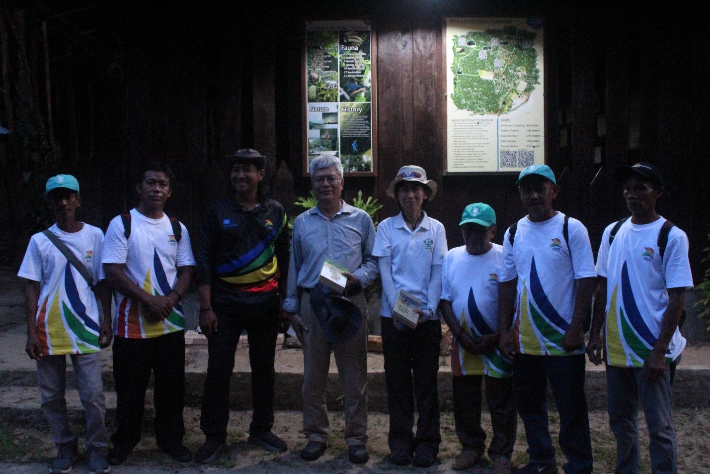 GEOSITE BUKIT PERAMUN BERHASIL MEMBUAT EVALUATOR UNESCO GLOBAL GEOPARK KAGUM!