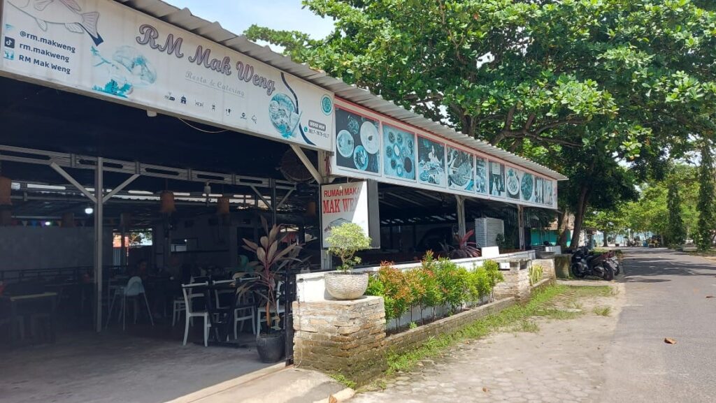 Rumah Makan Mak Weng Mengangkat Kuliner  Khas Belitung yang Menggugah Selera